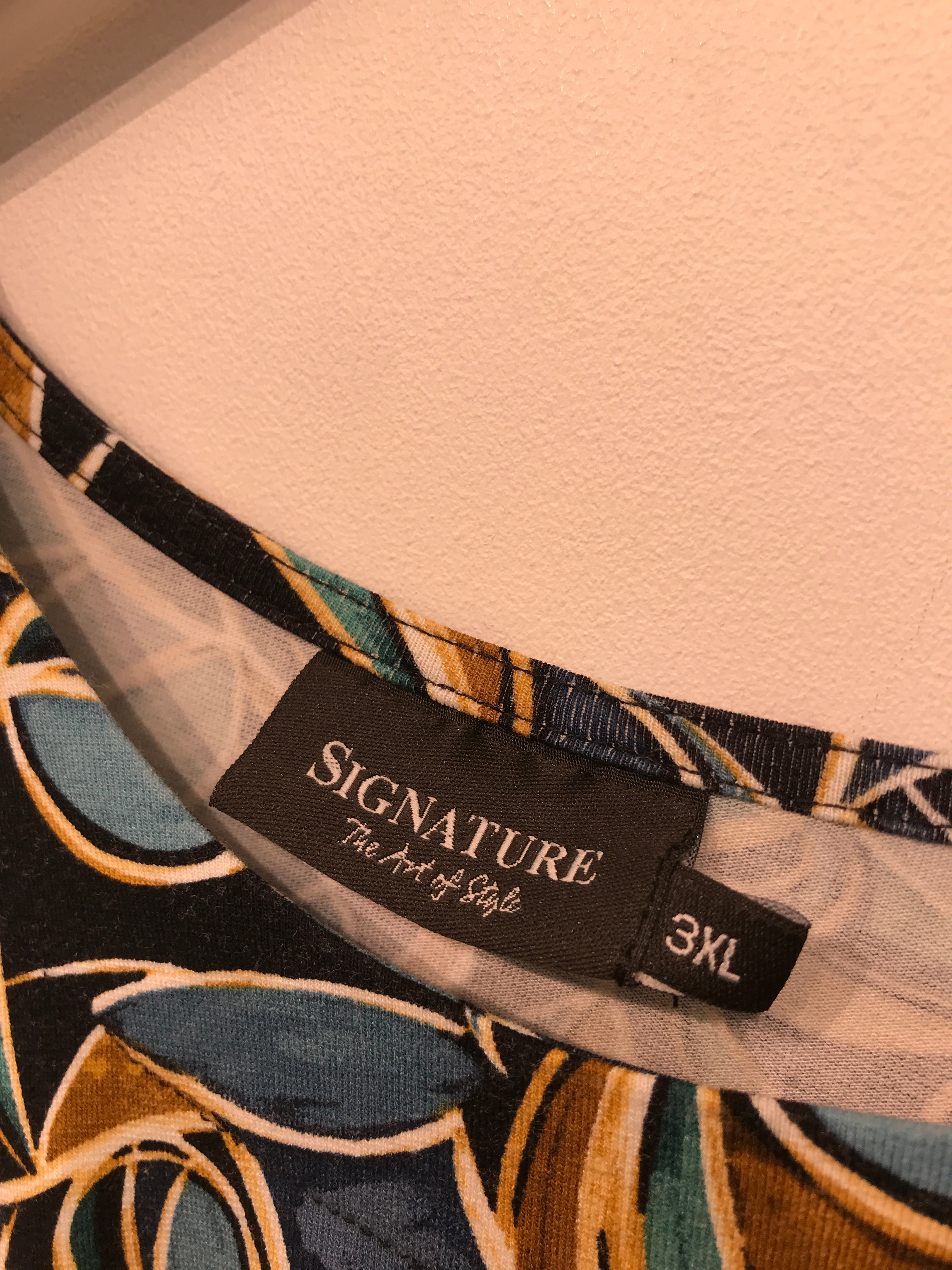 Signature Bluse